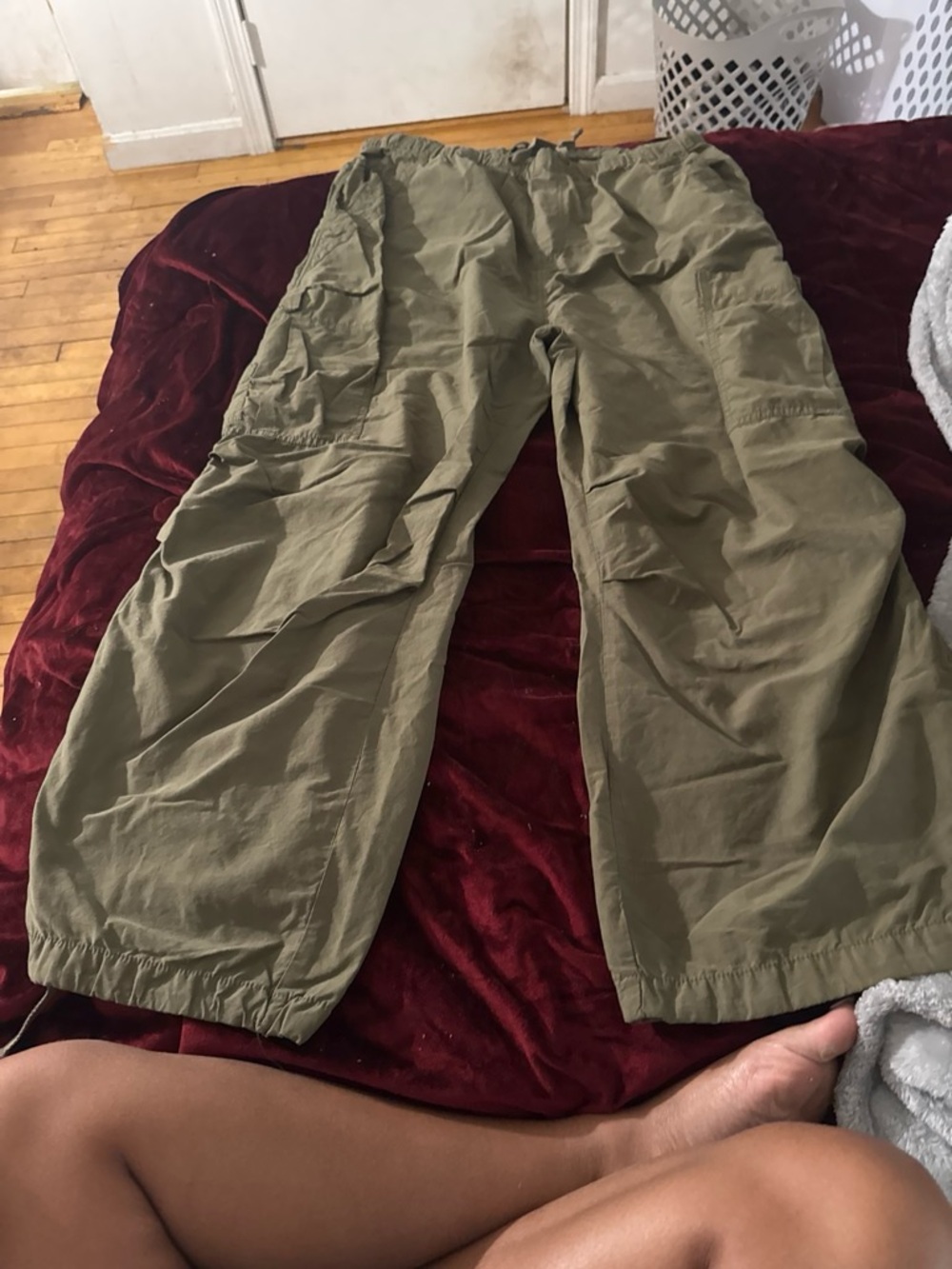 Aeropostale Olive Cargo Pants with Elastic Cuffs